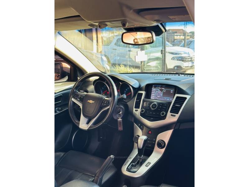 CHEVROLET - CRUZE - 2013/2013 - Branca - R$ 63.900,00