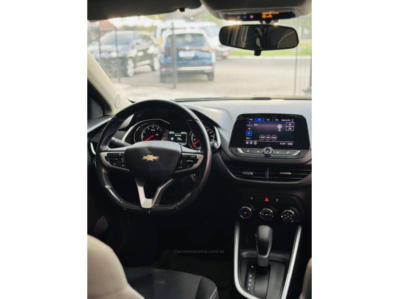 CHEVROLET - ONIX - 2020/2020 - Preta - R$ 73.900,00