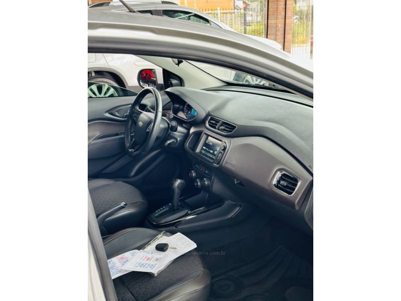 CHEVROLET - PRISMA - 2018/2018 - Prata - R$ 72.900,00