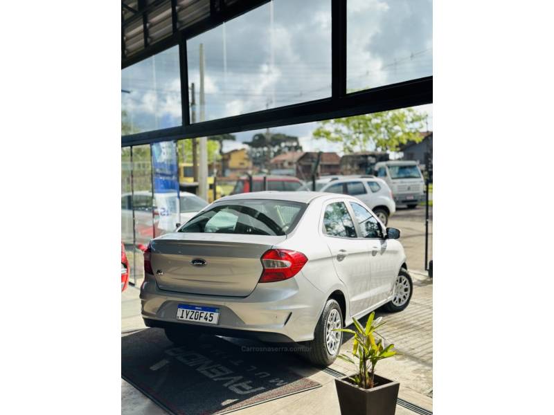 FORD - KA - 2019/2019 - Prata - R$ 55.900,00