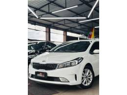 KIA MOTORS - CERATO - 2019/2019 - Branca - R$ 87.900,00