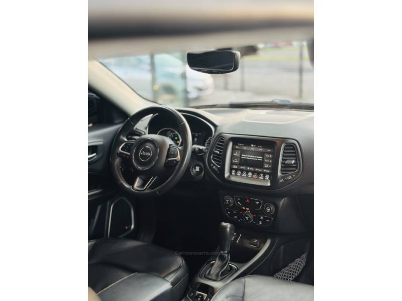 JEEP - COMPASS - 2018/2018 - Preta - R$ 96.900,00