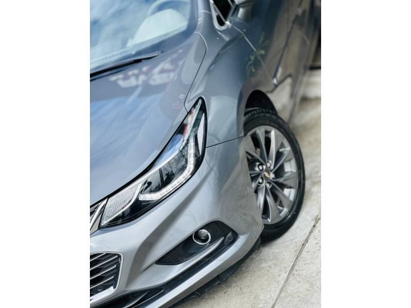 CHEVROLET - CRUZE - 2018/2018 - Cinza - R$ 91.900,00