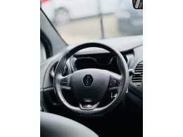 RENAULT - CAPTUR - 2020/2020 - Branca - R$ 82.900,00